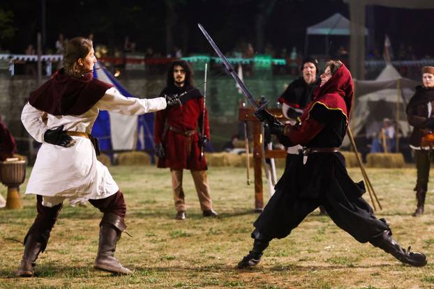 Počeo 14. Srednjovjekovni festival u Svetvincentu