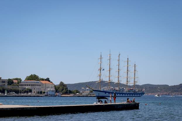 Zadar: Jedrenjak Royal Clipper na Pozdravu suncu