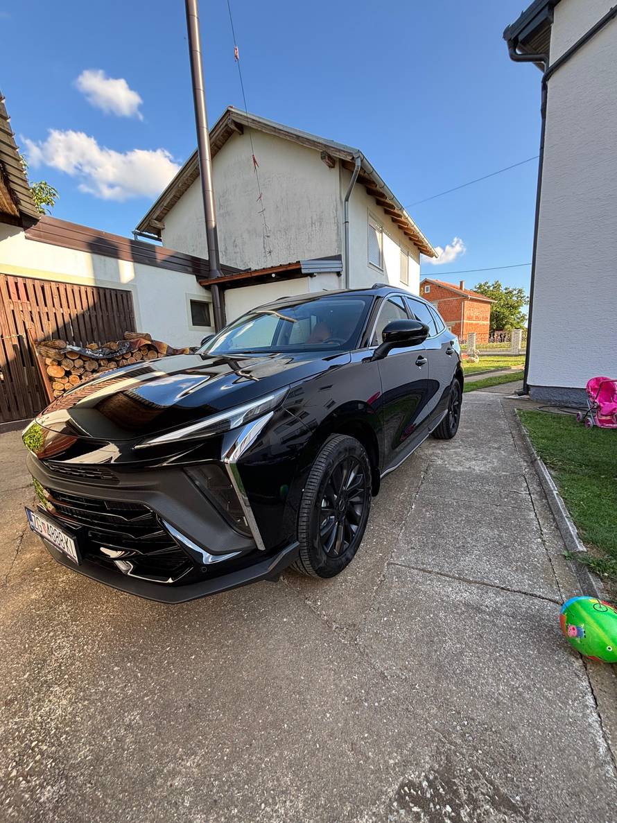 'Kupio sam kineski auto: Evo koliko se čeka kad ti ode jedan dio i kakav je nakon 3000 km'