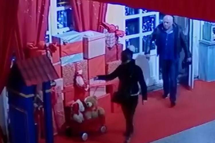 Policija traži drznike koji su u Opatiji ukrali lutke Orašara