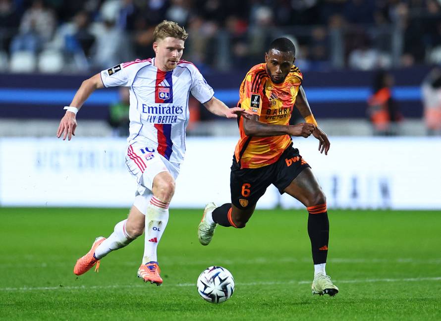 Ligue 1 - Paris FC v Olympique Lyonnais