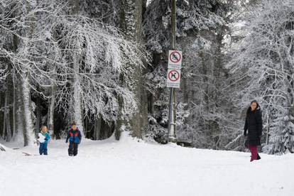 FOTO Na Sljeme, na Sljeme, na Sljeme, noga vre sama beži... Pogledajte kako se zabijelilo!