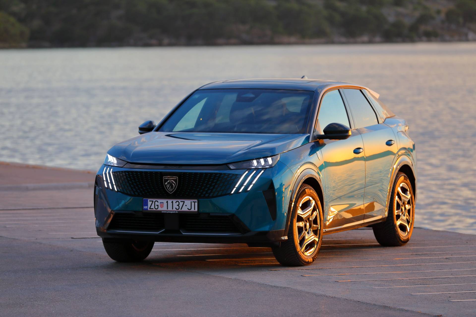 U Hrvatsku stigao novi Peugeot 3008: Donosimo sve detalje i cijene kompaktnog SUV-a