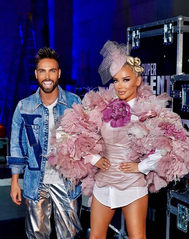 Evo kako Maja Šuput izgleda bez photoshopa. Zabavljala se u splitskom klubu sa Šimom!