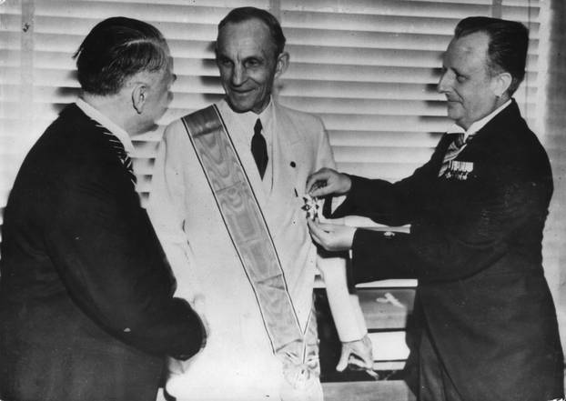 H.Ford erhält Dt. Adlerorden am 30.7.1938
