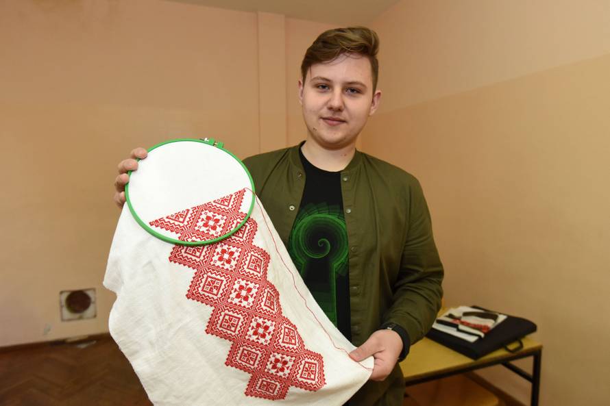 Mladi čuvar baštine: Dominik je talent naslijedio od bake i djeda