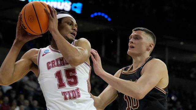 NCAA Basketball: NCAA Tournament First Round-Charleston vs Alabama