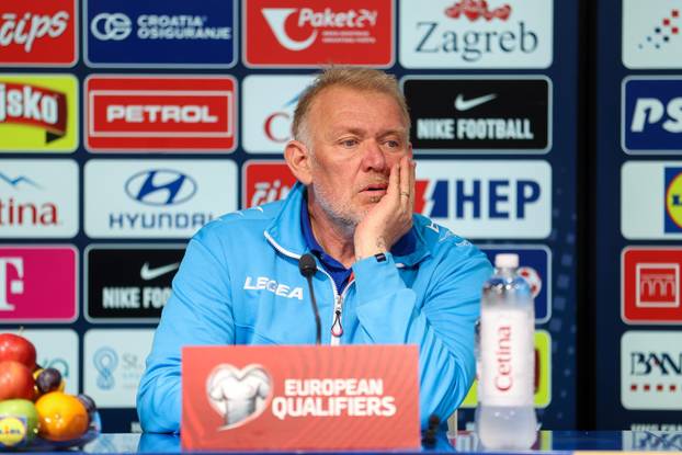 Konferencija za medije nakon utakmice izme&dstrok;u Hrvatske i Crne Gore