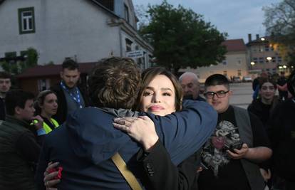 Severina dočekala studente iz Srbije u Virovitici: 'Nisu samo svjetionik Europe, već svijeta'