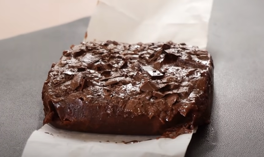 Najlakši recepti - fini čokoladni brownie gotov je već za minutu