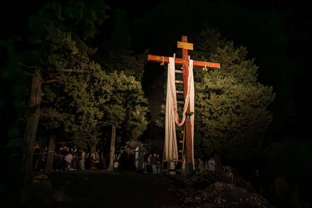 Imotski: Uprizorenje 24. Žive slike Muke Isusove