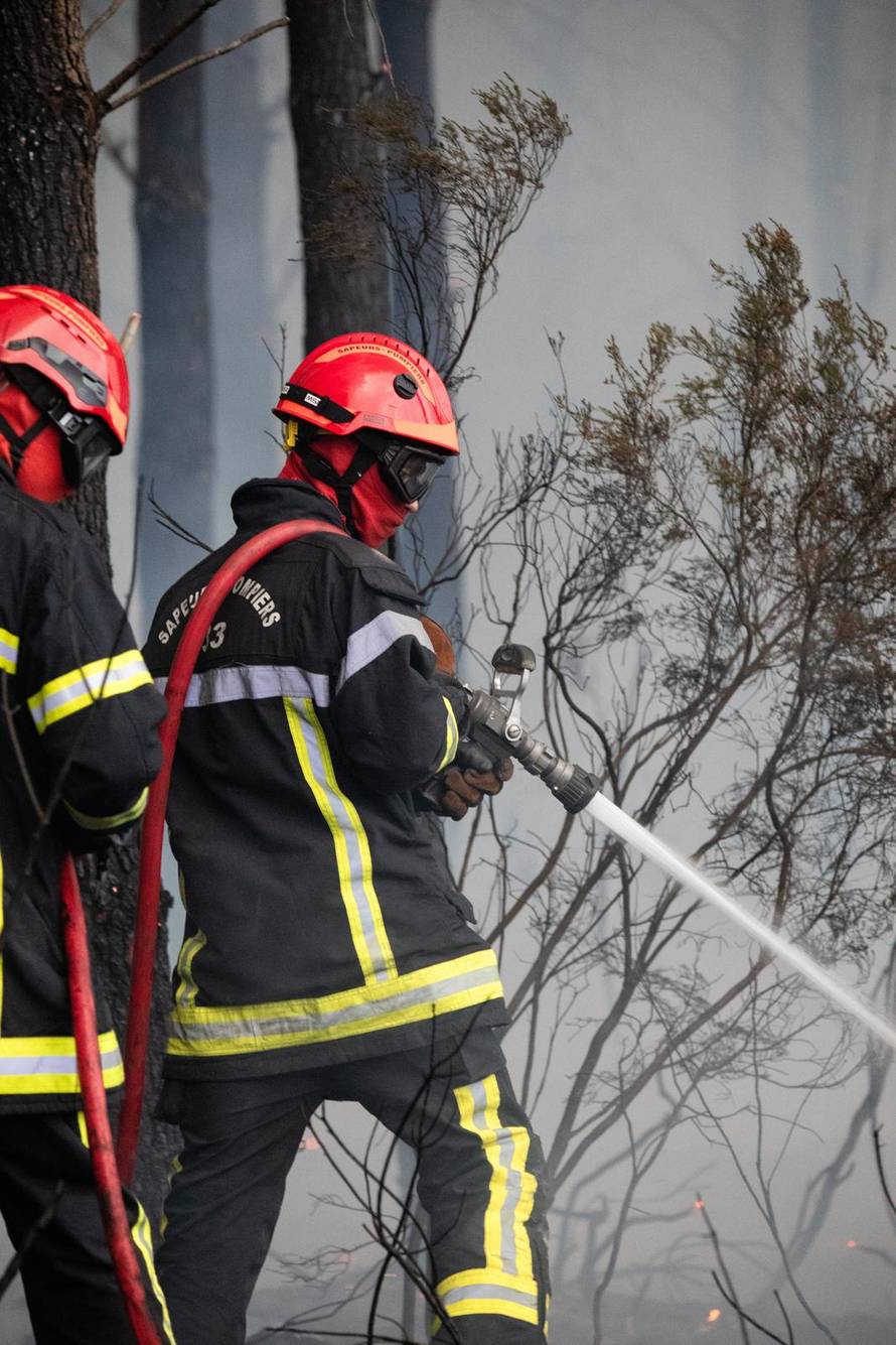 Wildfires rage in southern France