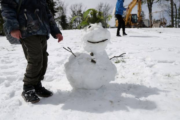 Zagreb: Sljeme prekrio snijeg