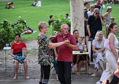 Plesnjak u središtu grada: Park Zrinjevac postao centar zabave