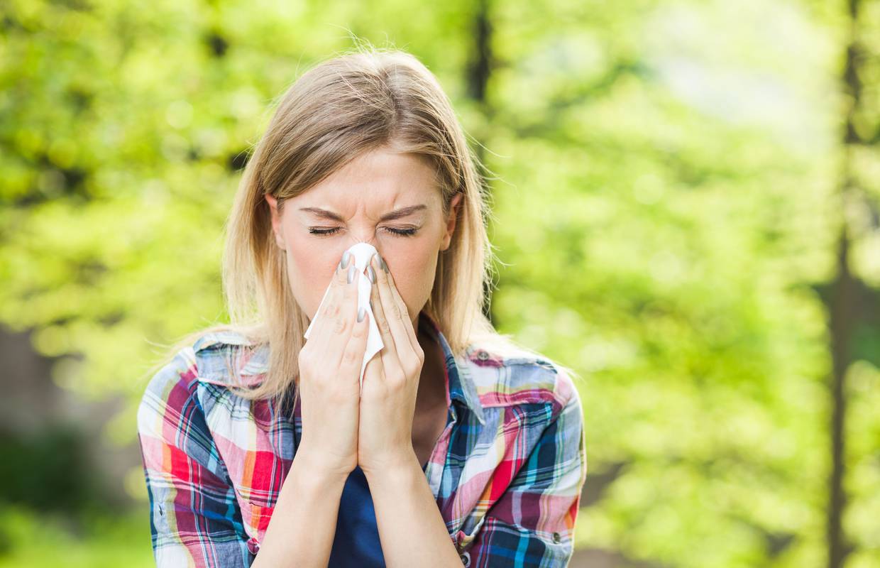 Trikovi kako ublažiti simptome alergije, kad je najviše peludi...