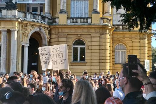 Studenti prosvjedovali protiv školarina: 'Prodajem stan u Zagrebu za semestar na Pravu'