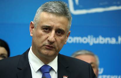 'Pitanje je može li Tomislav Karamarko i dalje biti u Vladi?'