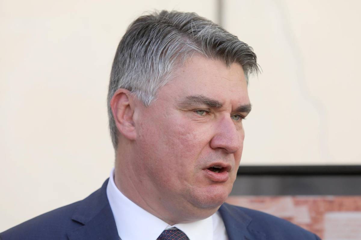 Dok se u Hrvatskoj glasalo, Milanović je bio s Pahorom