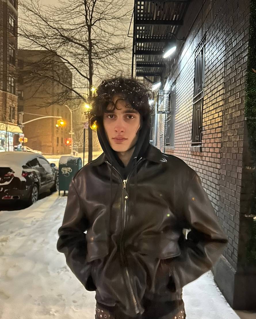 Pjesme su mu viralni hitovi na TikToku, u školi ga maltretirali zbog glazbe: Evo tko je Sombr