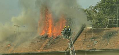 FOTO Ovako izgleda krov zgrade nakon velikog požara u Zagrebu