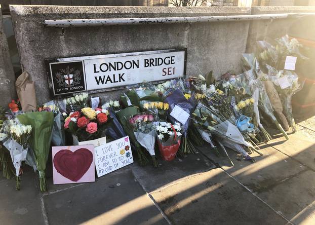 Incident on London Bridge
