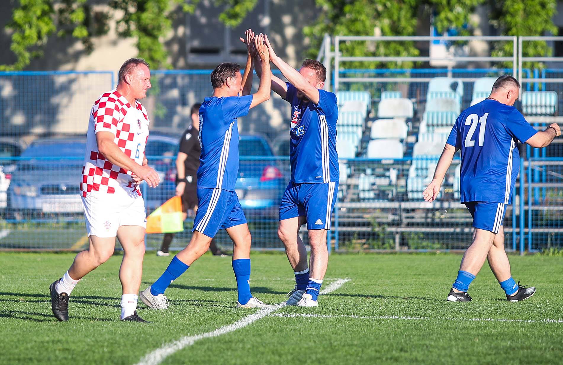 Zagreb: Nogometna utakmica povodom 35. obljetnice osnutka HDZ-a