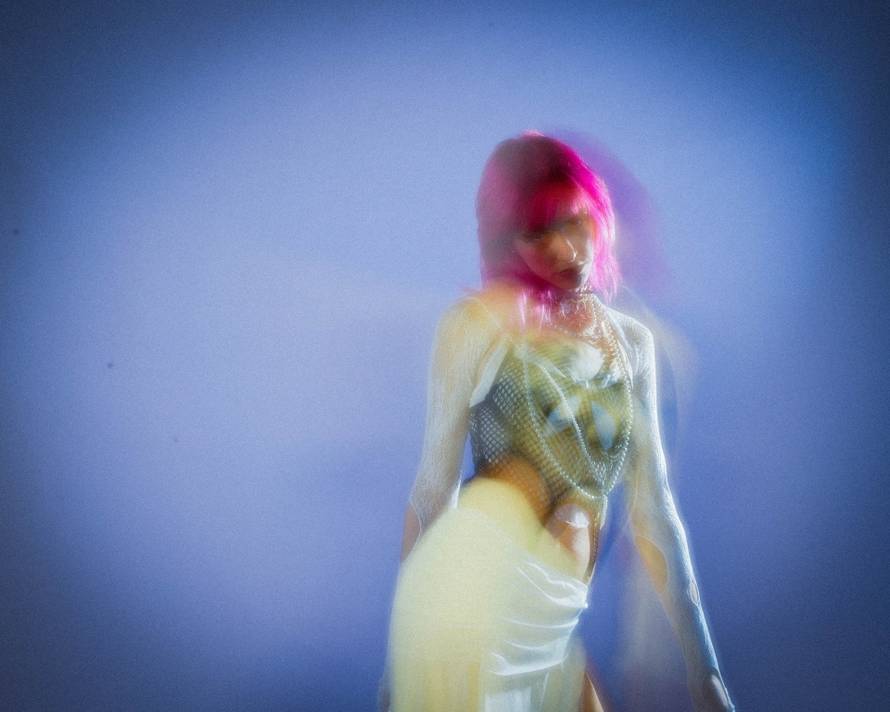 Zevin za 24sata uoči nastupa na Dori: Želim da ljudi osjete moju snagu, da vrate osjećaj slobode