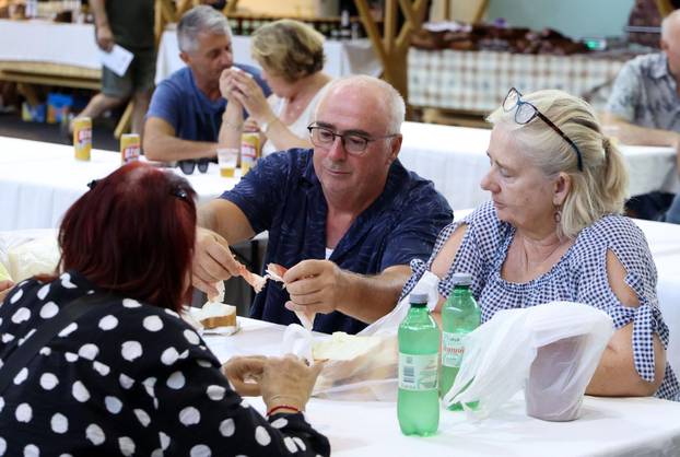 Drniš: Otvoren 9. me?unarodni festival pršuta