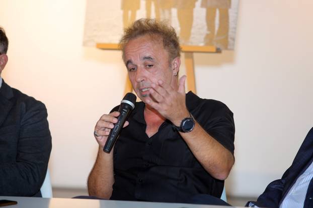 Zagreb: Predstavljanje luksuznog reizdanja najboljeg ex-YU rock albuma "Odbrana i poslednji dani" Idola 