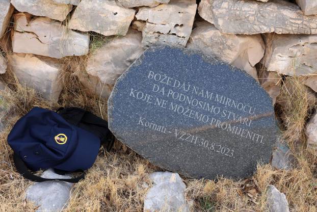 Šibenik:Na Kornatima obilježena 19. godišnjica tragedije u kojoj je poginulo 12 vatrogasaca