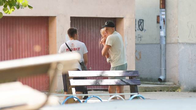 Sombor: Nikola Jokić provodi vrijeme sa kćerkicom Ognjenom i prijateljima iz djetinjstva