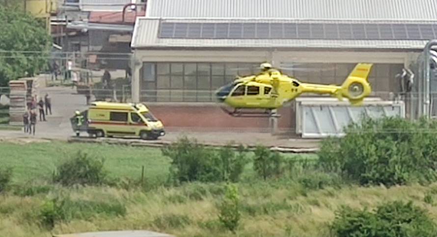 VIDEO Eksplozija u Čazmi: Jedan čovjek mrtav, dvoje ozlijeđenih. Helikopterom ih odveli u Zagreb