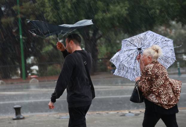 Day Of Heavy Rain And Wind In Andalusia With Red Warning On The Coast Of Huelva