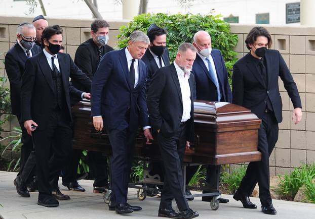 Family and friends arrive for funeral of Bob Saget, Los Angeles, California, USA - 14 Jan 2022