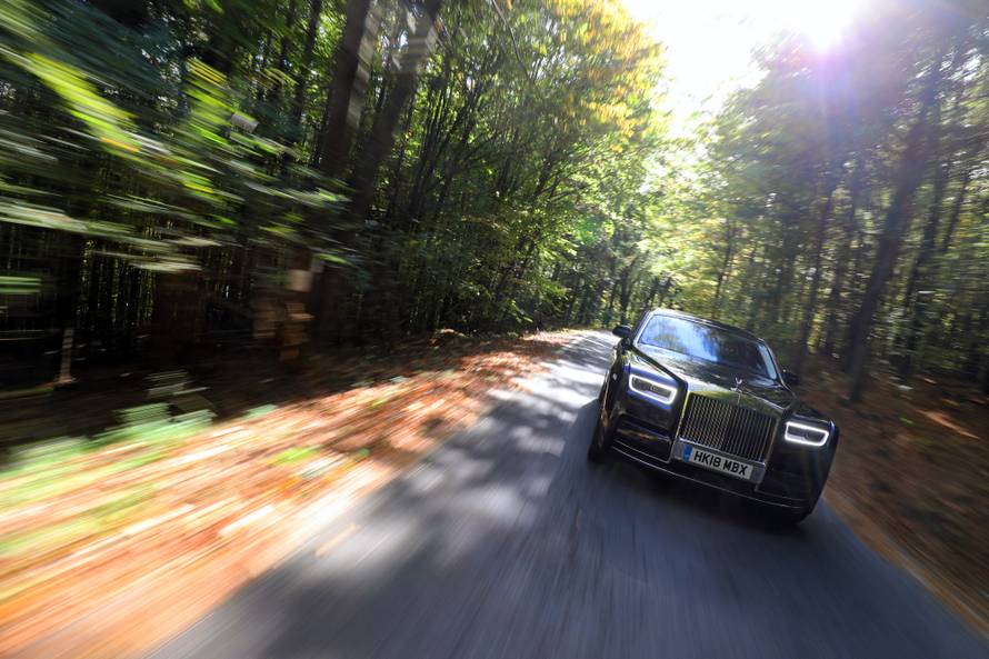 Luksuz od milijun eura: Vozili smo novi Rolls-Royce Phantom