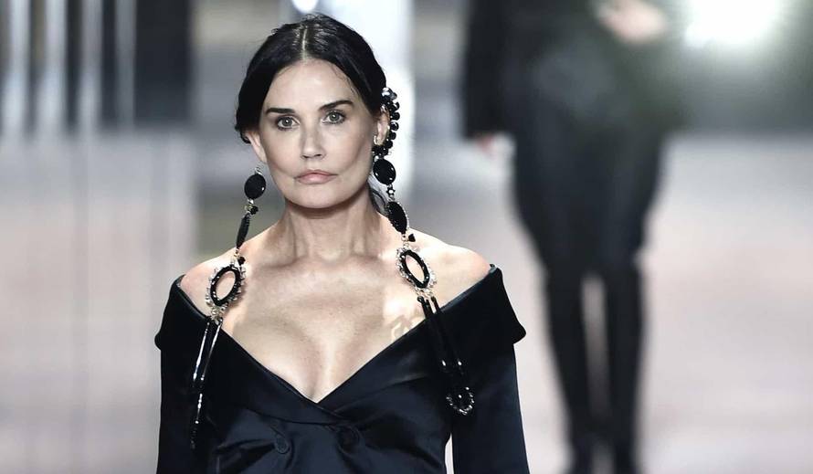 Demi Moore sablaznila licem na pisti: 'Nisam je ni prepoznala'