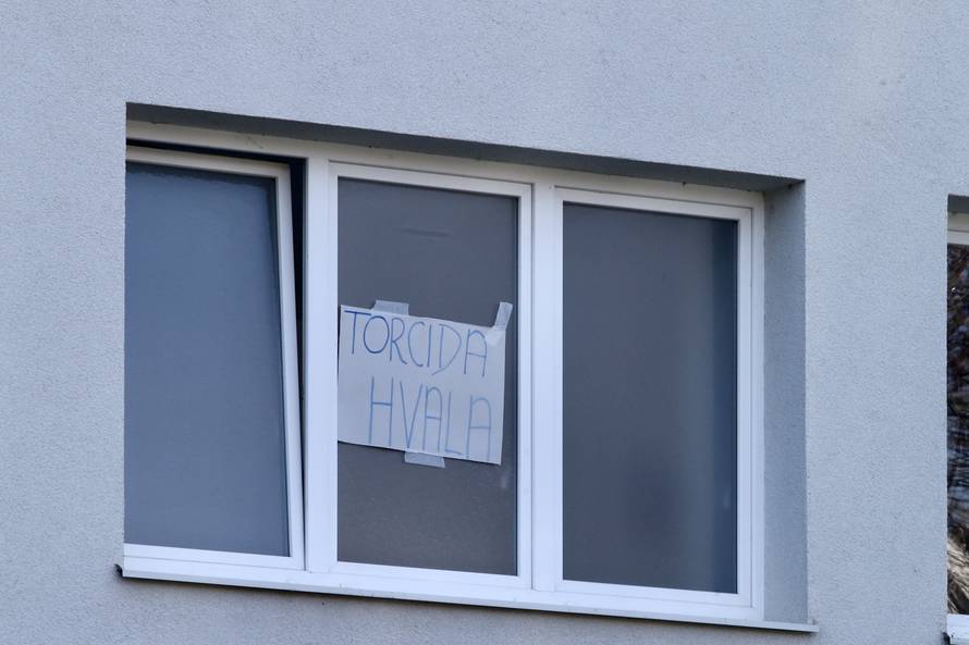 Split: Torcida stigla, pomaže pri selidbi bolnice Križine na Firule