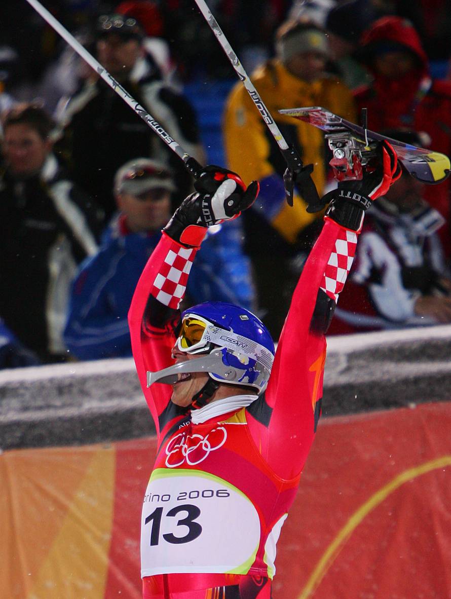 Torino: 13.02.2006., Ivica Kosteli? osvojio srebrnu medalju na ZOI