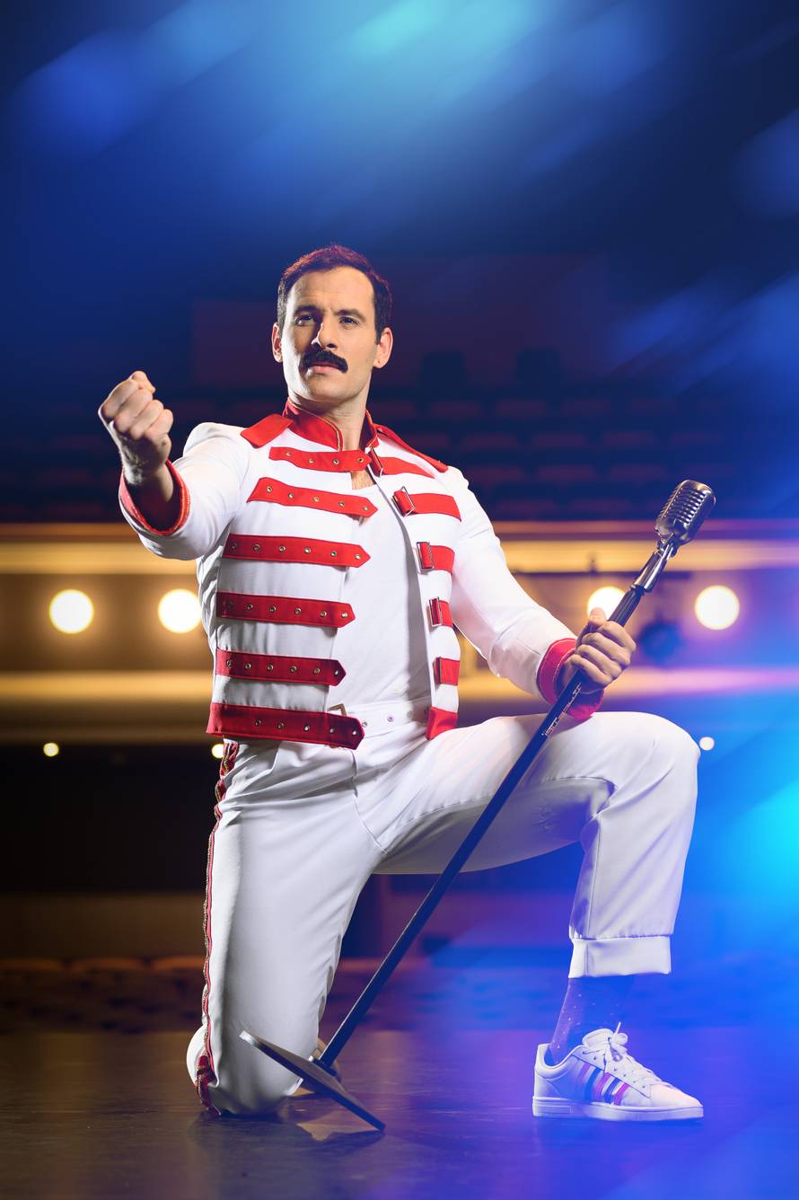 Zagreb: Glumac Fabijan Pavao Medvešek kao Freddie Mercury