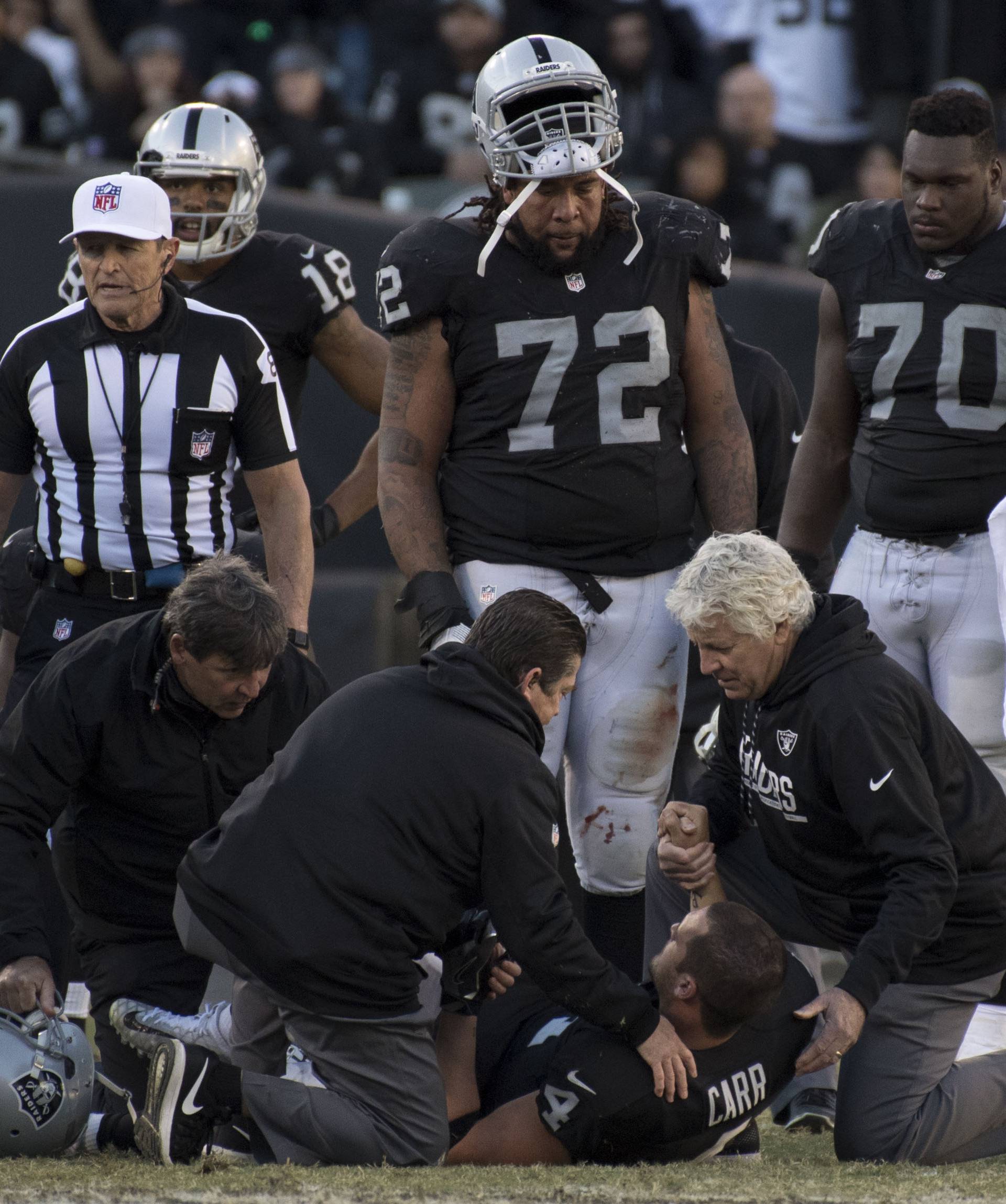 NFL: Indianapolis Colts at Oakland Raiders