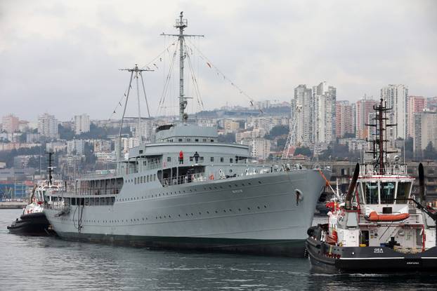 Rijeka: Brod Galeb dotegljen je u rije?ku luku