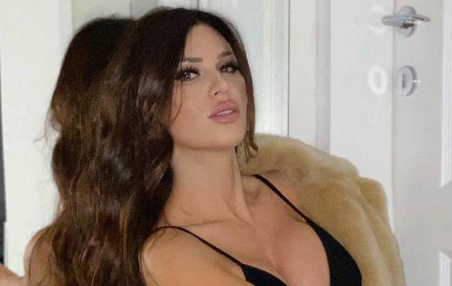 Opa! Stanija Dobrojević pozirala gola pa izbezumila pratitelje...