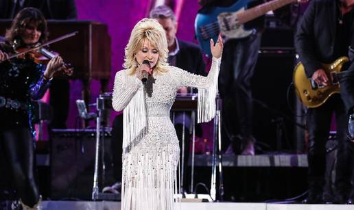 Dolly Parton ispričala mračnu stranu glazbene industrije: 'Svi se trude ukrasti tvoje pjesme'