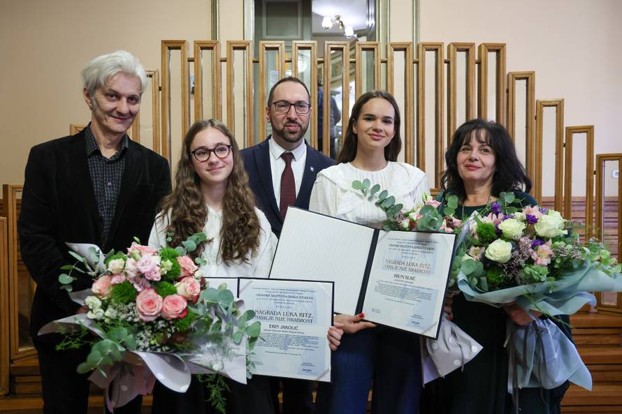 Zagreb: Dodjela nagrade Luka Ritz "Nasilje nije hrabrost" 