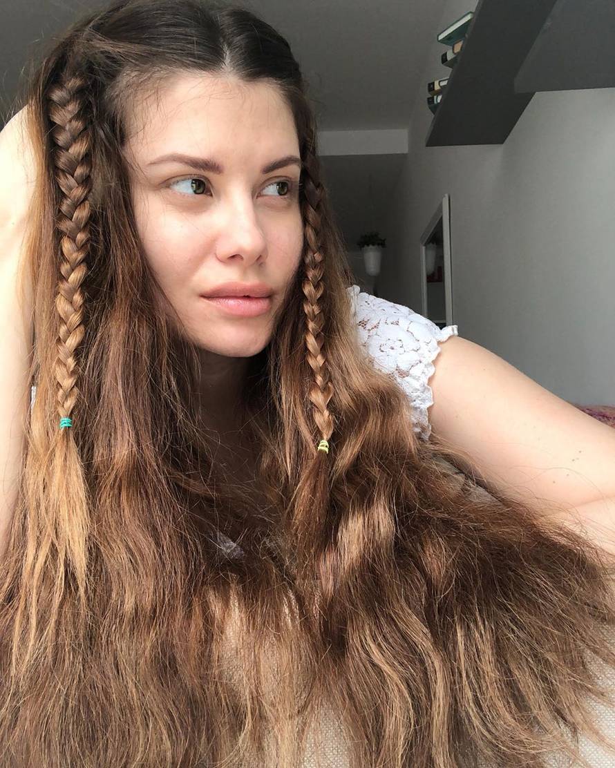 Ecija dobila pedalu na radiju pa se sunča po cijele dane na obali