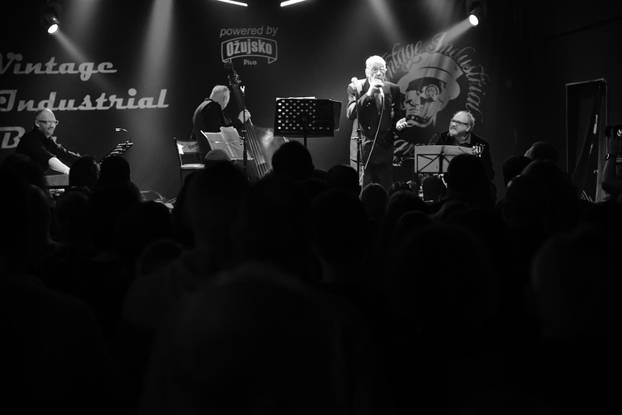 Zagreb: Jimmy Stanić nastupio u Vintage baru