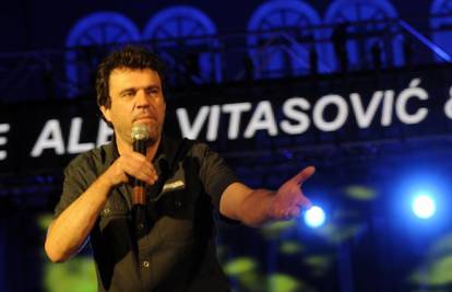 Vitasović ima  novu pjesmu i ne odustaje od  svoje karijere