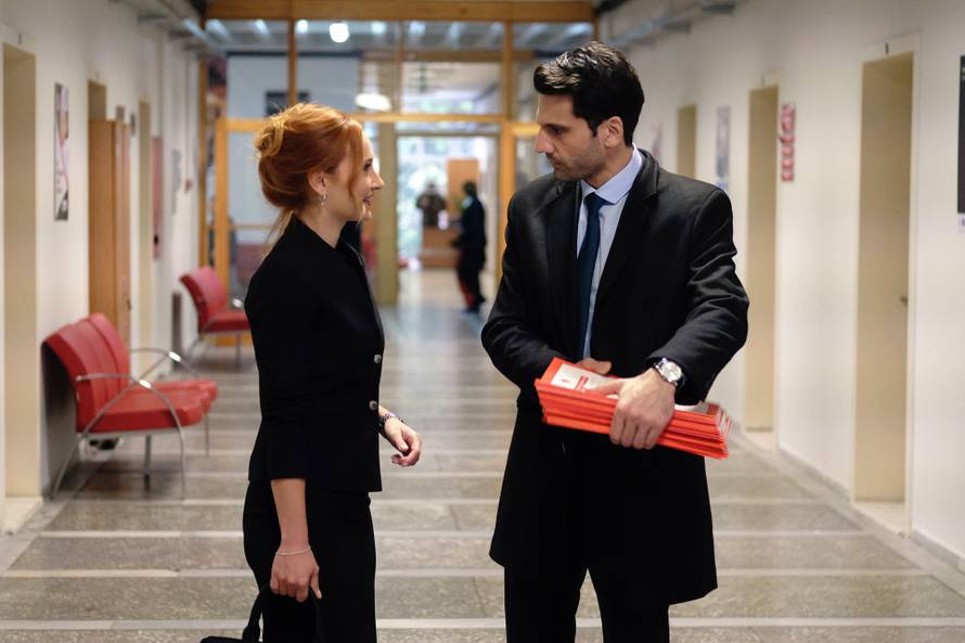 ANKETA Kako vam se sviđa nova turska serija 'Obiteljske tajne'?