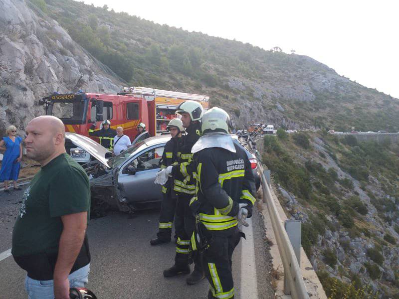 Teška nesreća kod Dubrovnika: Sudarili se auti, ima ozlijeđenih