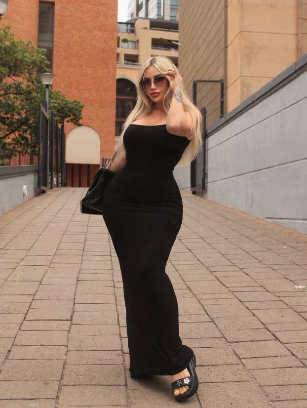 FOTO Mlada mama pokazala sve: Pogledajte zašto je Alina hit na društvenim mrežama...